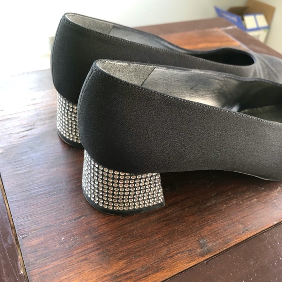 Stuart Weitzman Black Heels with Glittering Silver Block - Picture 4 of 8